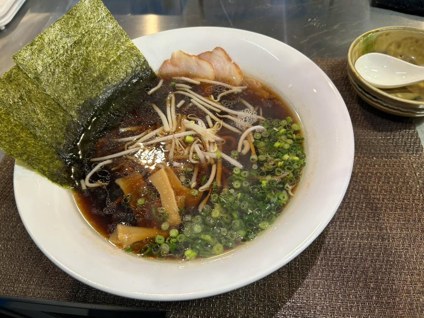 メニューにずっとある、中華そばです🍜🍥