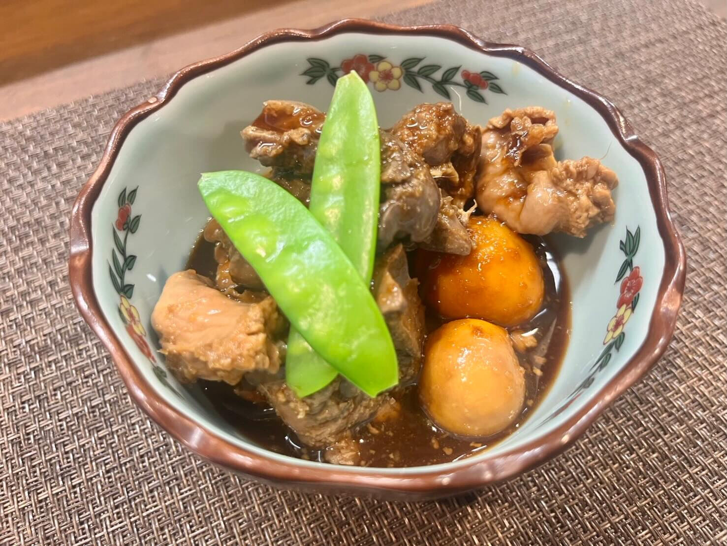 山梨県風：鶏もつ煮